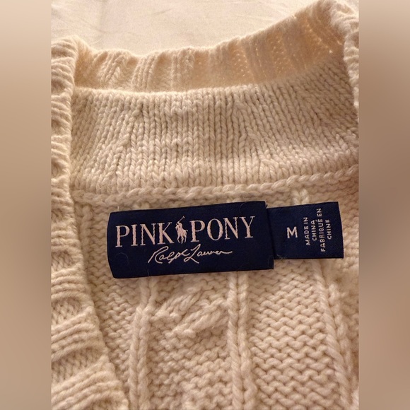 Ralph Lauren Pink Pony Men, size M 
Classic Cream Cable Knit Sweater - Picture 4 of 4